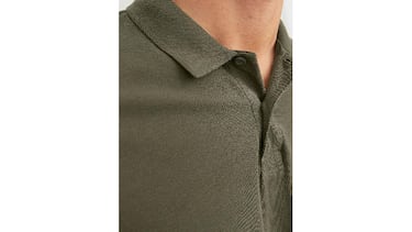 Este polo suave y transpirable de Jack & Jones cuesta menos de 15 euros y es el más vendido para esta primavera