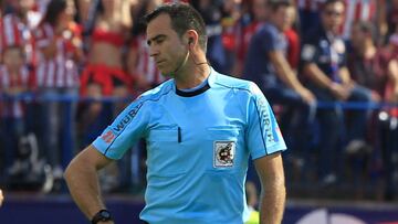 Ocón Arraiz, durante el Atlético de Madrid-Sporting de Gijón del pasado 17 de septiembre de 2016.