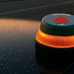 La sanción de hasta 30.000 euros que te pueden poner si usas mal la baliza V16 de la DGT a partir del 1 de enero de 2026