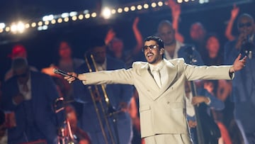 Bad Bunny en concierto.