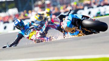 Álex Márquez ya se cayó en Silverstone.