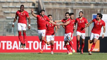 Soccer Football - African Champions League - Quarter Final Second Leg - Mamelodi Sundowns v Al Ahly - Lucas Moripe Stadium, Atteridgeville, South Africa - May 22, 2021 Al Ahly&#039;s Yasser Ibrahim celebrates scoring their first goal with teammates REUTER