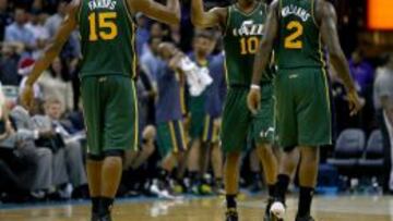 Los jugadores de Utah celebran la victoria cosechada ante los Bobcats.
