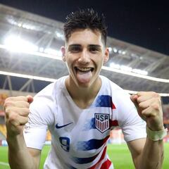 US under-20s win to keep knock-out stage hopes alive