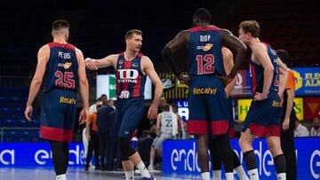El Baskonia no tiene m¨¢s positivos y jugar¨¢ el martes