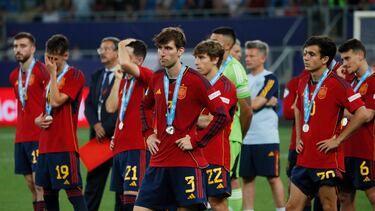 Jugadores de la selección española sub-21 tras perder la final del Europeo contra Inglaterra.