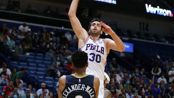 Una victoria contundente hace olvidar a Simmons en los 76ers
