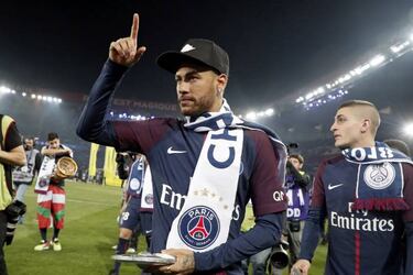 Neymar: Manchester United to rival Real Madrid for PSG star