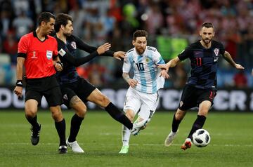 Argentina 0-3 Croatia - the best images