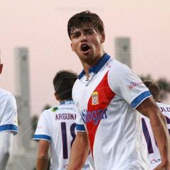 Curicó mantiene el invicto y liderato tras golear a Cobreloa