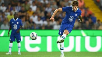 UDINE, ITALY - JULY 29: Marcos Alonso of Chelsea passes the ball during the pre-season friendly between Chelsea and Udinese Calcio at Dacia Arena on July 29, 2022 in Udine, Italy.  (Photo by Darren Walsh/Chelsea FC via Getty Images)