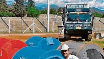 <b>MUNDIAL 78. </b>Esta vez acampamos junto a un estadio de fútbol.