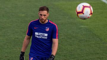 Oblak, en un entrenamiento con el Atl&eacute;tico de Madrid