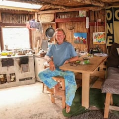 Huye de Alemania, construye su casa en Tenerife y su vida cambia: “La gente no cree que tenga 62 años”