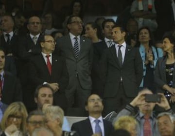 Pepe Castro y Amadeo Salvo en el palco de Mestalla.