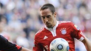 Registro policial en la sede del Marsella por el fichaje de Ribery en 2005