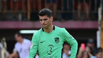 Atletico Madrid's Spanish forward #19 Alvaro Morata reacts during the Spanish Liga football match between Valencia CF and Club Atletico de Madrid at the Mestalla stadium in Valencia on September 16, 2023. (Photo by Jose Jordan / AFP)