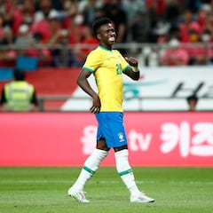 ¿Por qué Vinicius no recibe la nacionalidad española y qué problemas hay en Justicia?