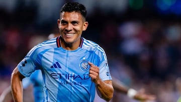 Martínez, el ex de Alajuelense se adueñó del gol del año, anotado en una temporada donde sufrió la lesión más cruel.