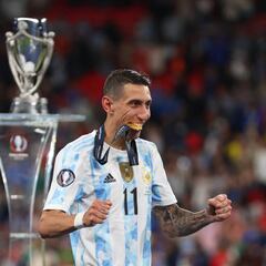 Las dos caras de Ángel di María: Olvidado en París, héroe en Argentina