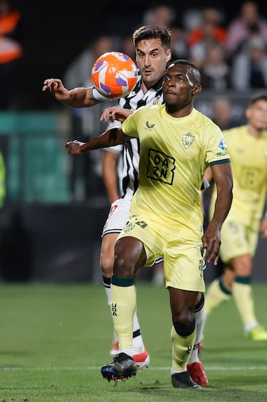 Suspensos y más suspensos del Almería: se hunde el Titanic