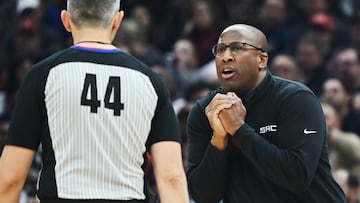Why was Sacramento Kings’ coach Mike Brown ejected from his team’s 124-123 win against the Toronto Raptors?