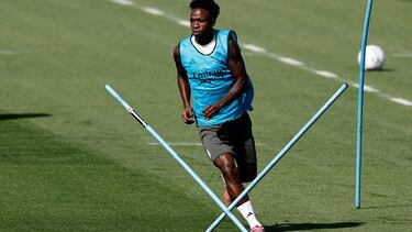 19/09/2025 ENTRENAMIENTO REAL MADRID
VINICIUS JR
