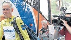 Rabobank expulsa del Tour a Rasmussen