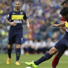 La AFA planea elevar el número de jugadores extranjeros