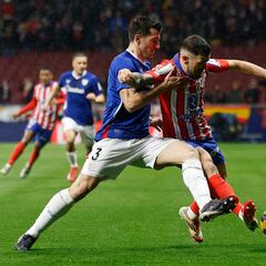 Aprobados y suspensos del Athletic: Vivian es inexpugnable en la noche de los largueros