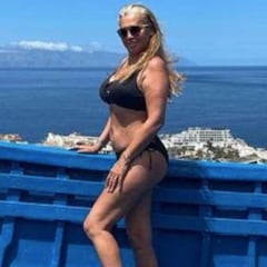 Belén Esteban se desnuda en redes para celebrar el millón de seguidores