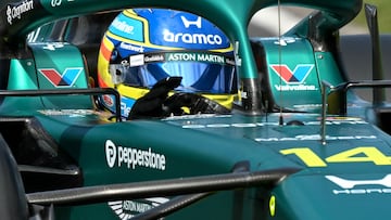 Aston Martin's Spanish driver Fernando Alonso drives during the third practice session of the Formula One Australian Grand Prix at the Albert Park Circuit in Melbourne on March 7, 2026. (Photo by Paul Crock / AFP) / -- IMAGE RESTRICTED TO EDITORIAL USE - STRICTLY NO COMMERCIAL USE --