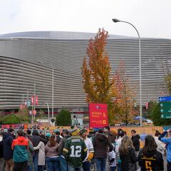 How Madrid locals really feel about the NFL takeover: “Americans don’t even ask to look at the check!”