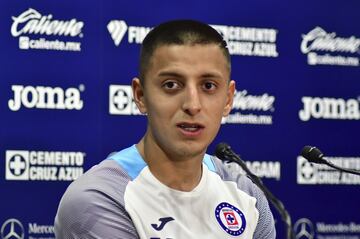 El 'Piojo' ya es todo un experimentado de la Liga MX a pesar de su corta edad. Regatea, asiste y anota, que más se le puede pedir a un futbolista de ataque.