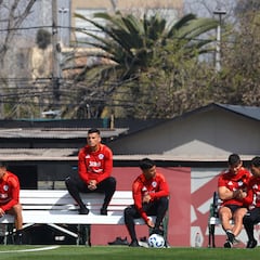 Los tres nombres que observa Colo Colo para reemplazar a Pavez
