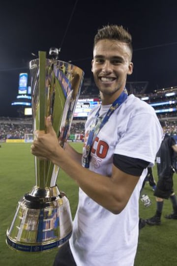 Diego Reyes, defensa de la Real Sociedad de España.