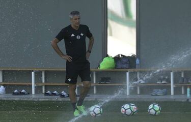 Quique Setién asks Betis fans to bear with work in progress