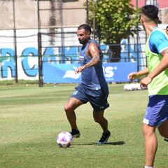 Gago aleja rumores de Cardona a Nacional: “Es jugador de Racing”