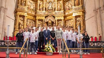 Ofrenda floral del Burgos CF.