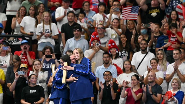 Estados Unidos se redime en el baile de fin de curso de Marchand