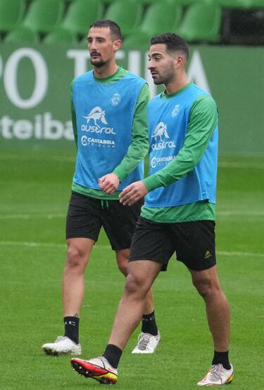 El mejor villancico del Racing es poder cantar un gol de Peque