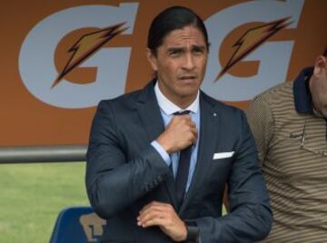 Francisco Palencia en su etapa como entrenador de los Pumas de la UNAM.