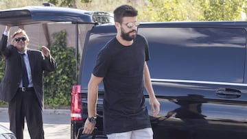 Piqué, en El Prat: "Ya dije ayer lo que tenía que decir..."