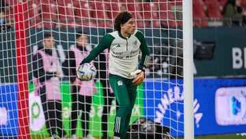 Guillermo Ochoa of Mexico during the game Mexico (Mexican National Team) vs Sweden, friendly match of preparation prior to the start of the FIFA World Cup Qatar 2022, at Montilivi Municipal Stadium, on November 16, 2022.
<br><br>
Guillermo Ochoa de Mexico durante el partido Mexico (Seleccion Nacional Mexicana) vs Suecia,amistoso de preparacion previo al inicio de la Copa Mundial de la FIFA Qatar 2022, en el Estadio Municipal de Montilivi, el 16 de noviembre de 2022.