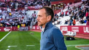 Pablo Sáenz, entre Albacete, Granada y Oviedo