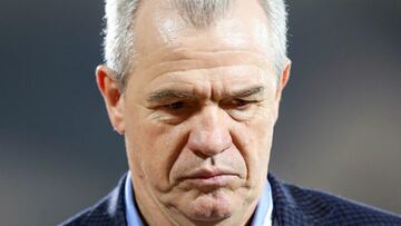 Aguirre replaces Cúper as Egypt coach despite Henry talks