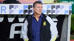 Robert SIboldi head coach of Tigres during the 12th round match between Tigres UANL and Mazatlan FC  as part of the Torneo Clausura 2024 Liga BBVA MX at Universitario Stadium on March 16, 2024 in Monterrey, Nuevo Leon, Mexico.