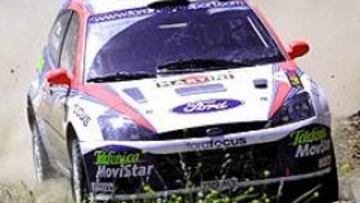 <b>SU COMPAÑERO ES LIDER.</B> El británico Colin McRae, compañero de Carlos Sainz en el equipo Ford, es de momento el primero en la clasificación en la prueba chipriota.