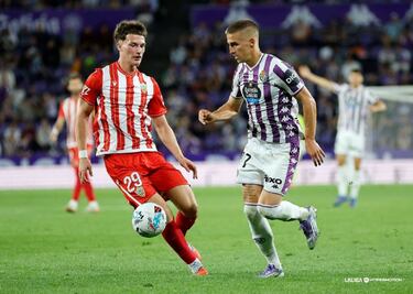 Aprobados y suspensos del Almería: incapacitados para la lucha por el ascenso