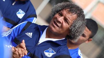 Alberto Gamero en su primer día con Millonarios